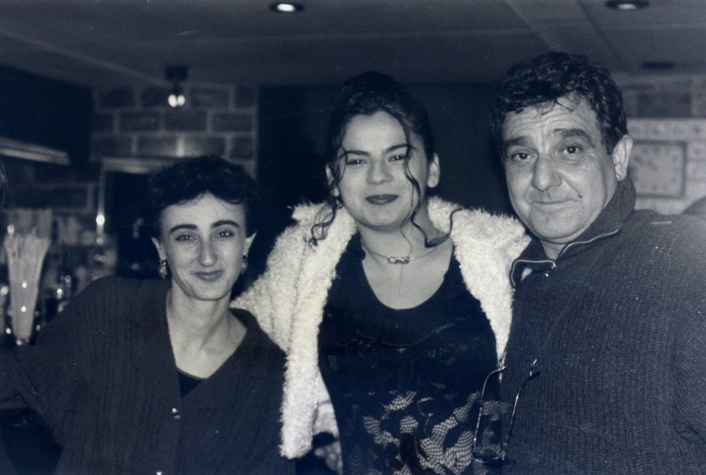 Η Κλαίρη ,η Μόρφω και ο Νικηφόρος πριν από πολλά χρόνια .
