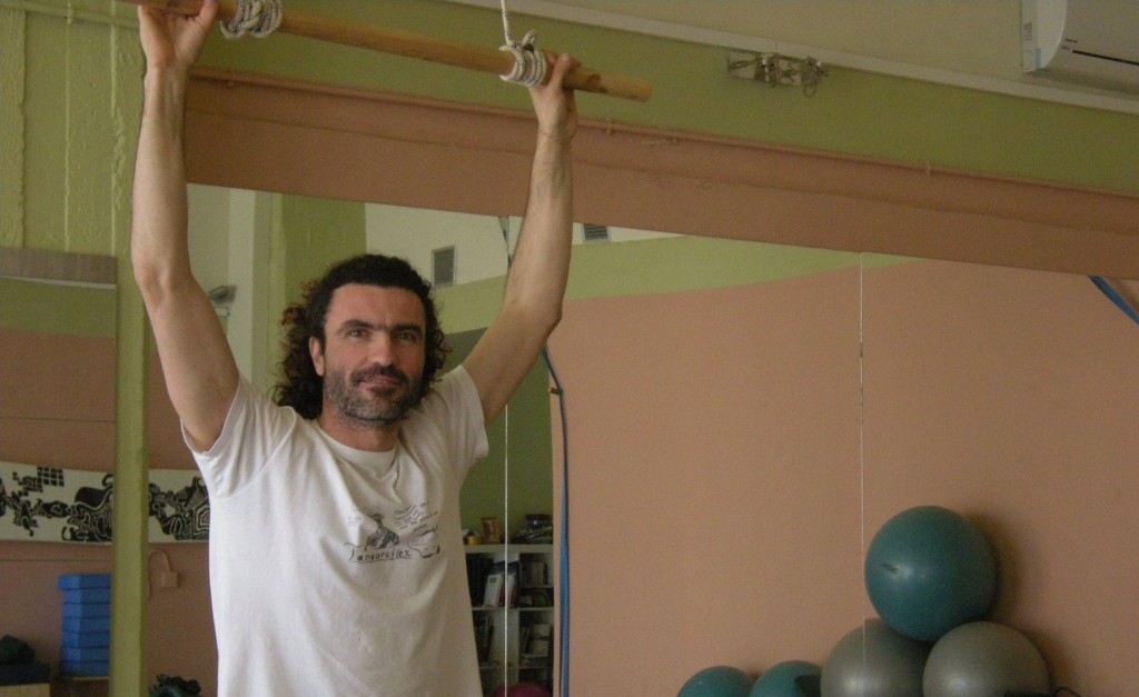  Ο γυμναστής  Γιώργος Καλαράς.